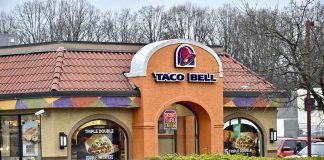 Supreme Court Taking Up Case of Hundreds of Taco Bell Employees Weaseled Out Of Overtime Pay