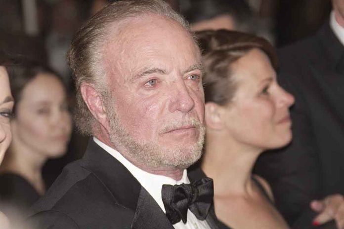 Godfather Star James Caan Diesat 82 Years Old