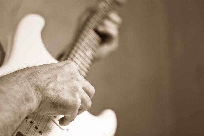 Guitar Legend Jeff Beck Dead at Age 78