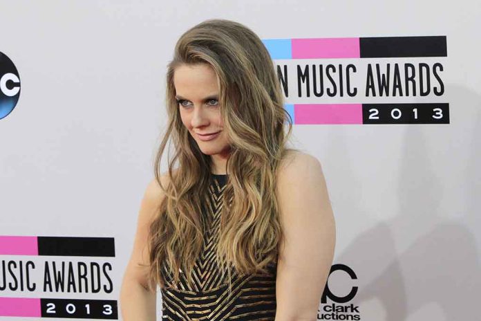 Alicia Silverstone’s ‘Clueless’ Character Returns in Super Bowl Ad