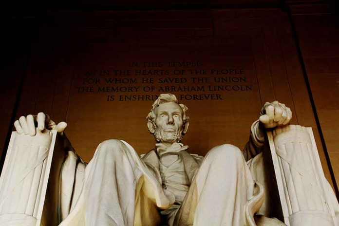 Abraham Lincoln Statue Removal Proposed by Democrats