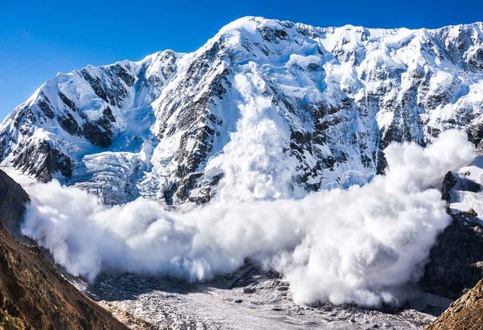 Avalanche Burys Apartment Building Near Lake Tahoe