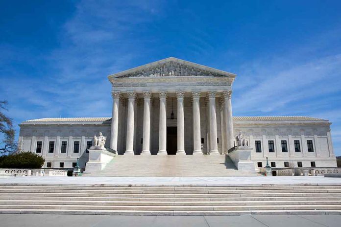 Senators Introduce Bill To Televise Supreme Court Proceedings