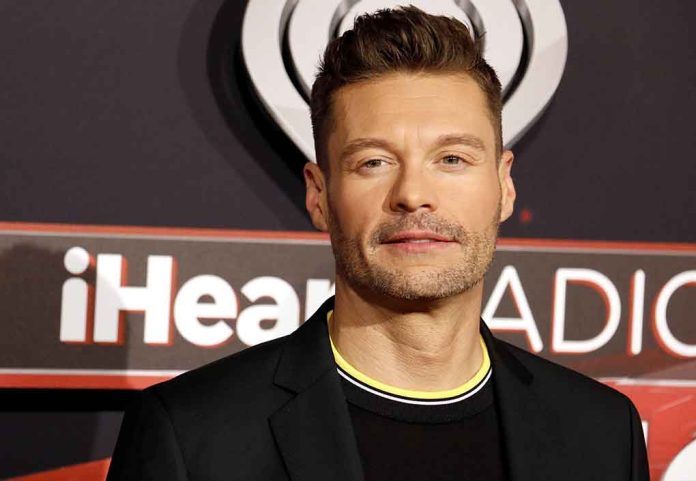 Ryan Seacrest's Final ‘Live’ Airdate Set