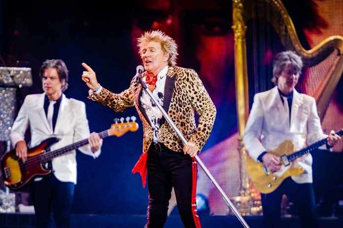 Rod Stewart Cancels Show at Last Minute Due to Infection