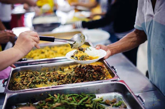 shutterstock_1568744029 Return to Pandemic Hunger Levels Could Signal Economic Fragility