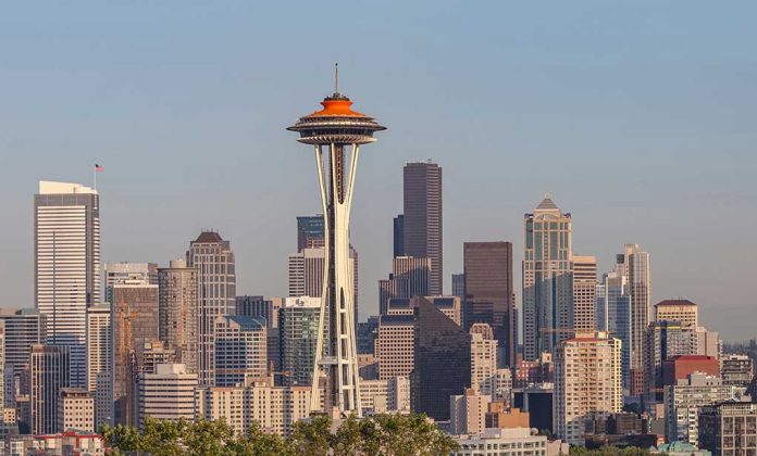 Seattle,Skyline,Panorama,At,Sunset,Washington,State. 1 In 3 People Consider Fleeing Popular Democrat City