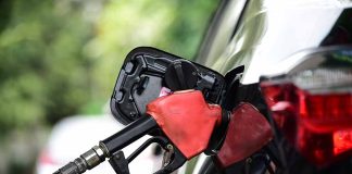 Gasoline Prices Rise Amid Record US Oil Production