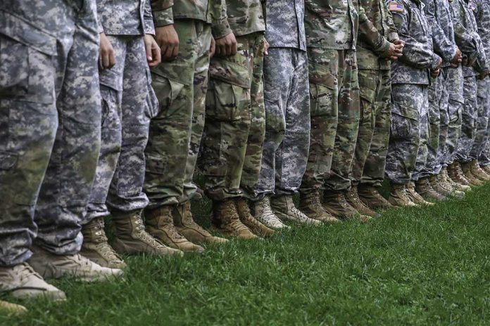 DOD to Give Troops "Economic Hardship" Bonus